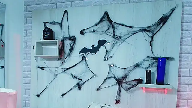 ZaraRousse online show from 10/27/25, 01:42