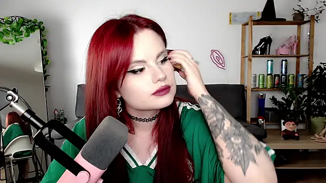 Della Ideal online show from 09/22/25, 04:31