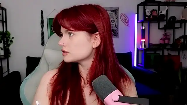 Della Ideal online show from 05/04/26, 05:31