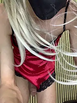 Femboylili online show from 05/23/26, 10:14
