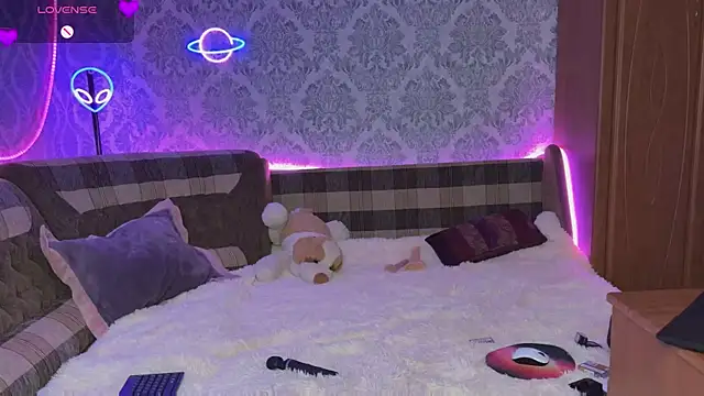 Velvettouch  online show from 03/16/25, 03:04