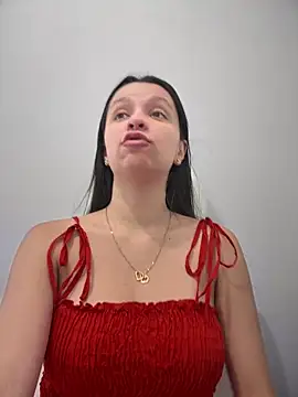 Snapshot of Soy_Sara7 chatting on 10/02/25, 02:13 Soy Sara7 online show from 10/02/25, 02:13