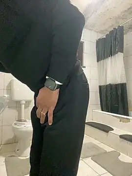 rogerdik76 online show from 03/11/26, 06:08