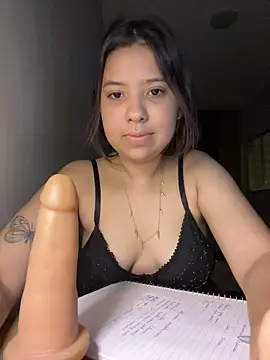 KiaraCut online show from 03/29/26, 01:05