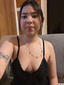 KiaraCut online show from 04/07/26, 10:09