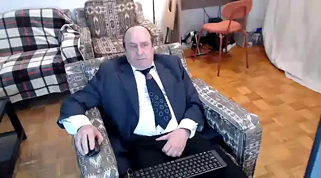 Snapshot of masterboy50 chatting on 02/24/25, 05:53 masterboy50 online show from 02/24/25, 05:53