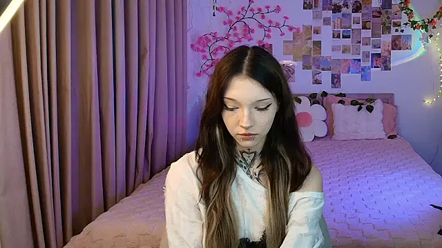 mefwhore online show from 03/24/26, 03:17