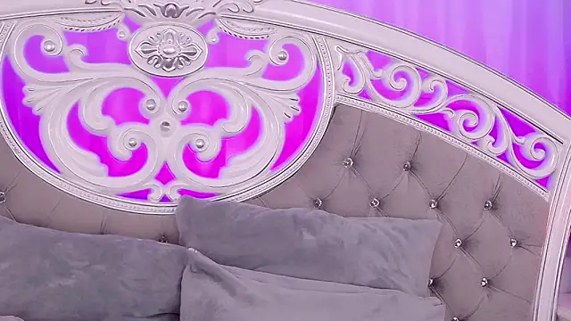 Snapshot of IvyAngel chatting on 02/25/25, 07:58 IvyAngel online show from 02/25/25, 07:58