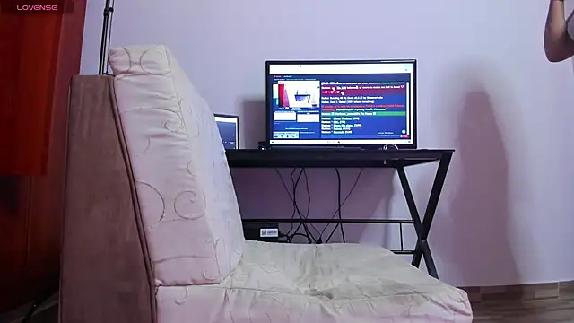 thaliana moon online show from 02/22/25, 08:42