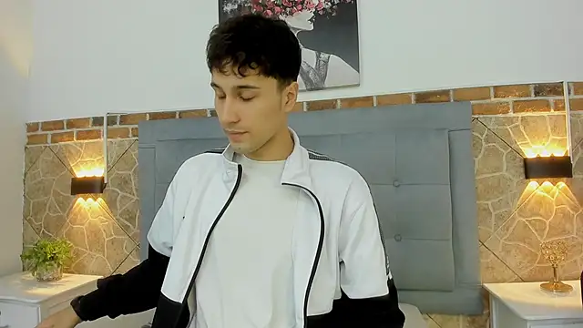 Snapshot of buddy_whitte chatting on 03/02/25, 11:29 buddy whitte online show from 03/02/25, 11:29