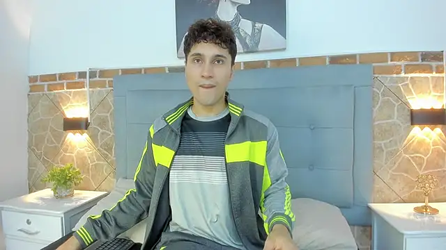 Snapshot of buddy_whitte chatting on 03/17/25, 03:14 buddy whitte online show from 03/17/25, 03:14