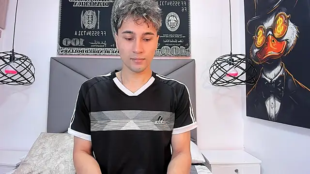 Snapshot of buddy_whitte chatting on 11/09/25, 11:41 buddy whitte online show from 11/09/25, 11:41