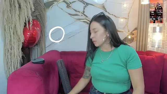 Bella williamss  online show from 05/27/26, 08:17