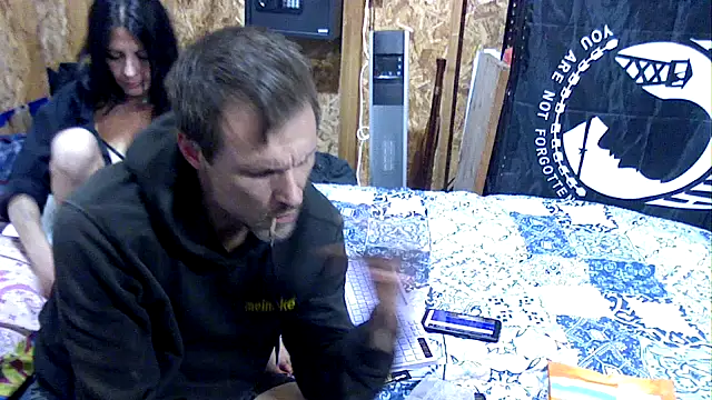 Snapshot of SillyRabbitz chatting on 11/09/25, 06:44 SillyRabbitz online show from 11/09/25, 06:44