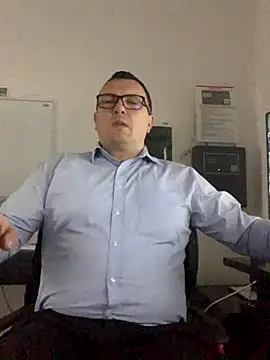 Mike8523 online show from 10/30/25, 05:09