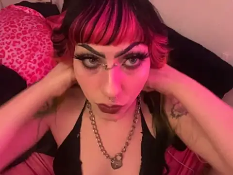 ChrryFoxx online show from 11/25/25, 11:21