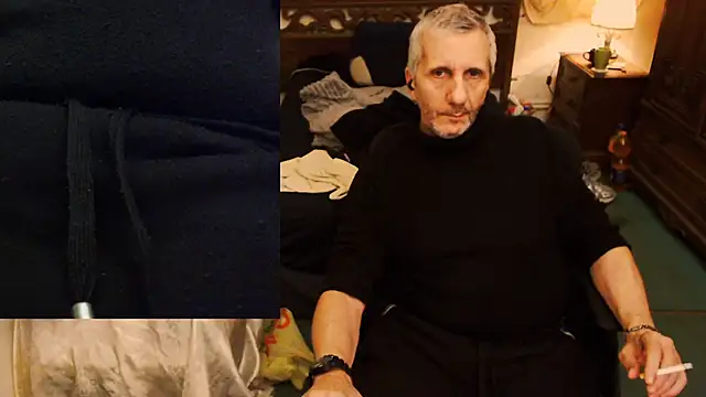 maxdaddy690 online show from 10/29/25, 10:55