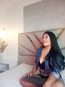 Snapshot of Sofiacortes1 chatting on 03/04/25, 01:23 Sofiacortes1 online show from 03/04/25, 01:23