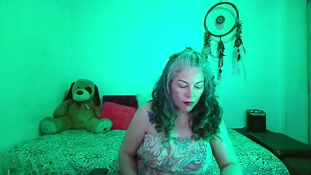 Snapshot of Victoria_Lover chatting on 11/30/25, 03:54 Victoria Lover online show from 11/30/25, 03:54