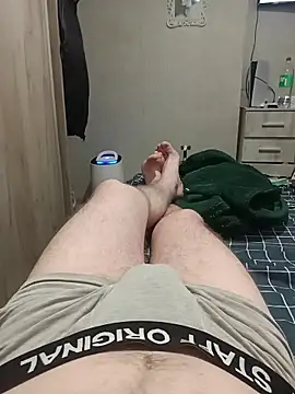 Snapshot of TOPGUN_69 chatting on 12/20/25, 06:48 TOPGUN 69 online show from 12/20/25, 06:48