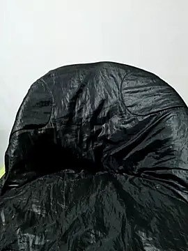 Snapshot of tajemniczy199 chatting on 12/03/25, 11:47 tajemniczy199 online show from 12/03/25, 11:47