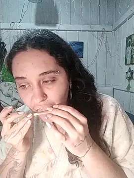 Fellyna online show from 10/19/25, 03:45