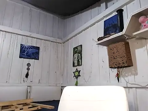 Fellyna online show from 11/15/25, 03:19