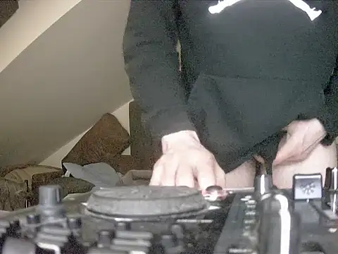 gryzoon online show from 02/15/26, 04:53