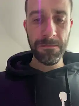 gryzoon online show from 04/14/26, 04:51