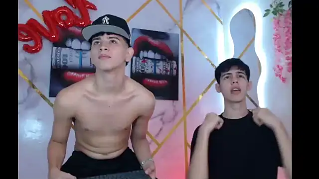 Snapshot of KING_OFF_BOYS chatting on 03/07/25, 05:40 KING OFF BOYS online show from 03/07/25, 05:40