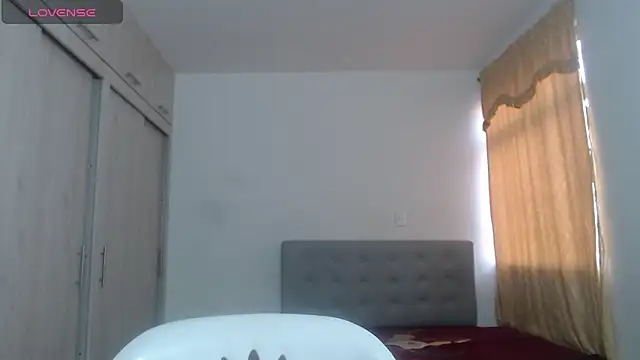 Anthonela Queen online show from 10/05/25, 12:25