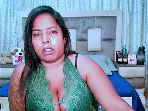 Snapshot of indiantopaz694u chatting on 03/12/25, 03:57 indiantopaz694u online show from 03/12/25, 03:57