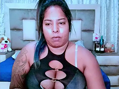 Snapshot of indiantopaz694u chatting on 03/13/25, 04:05 indiantopaz694u online show from 03/13/25, 04:05