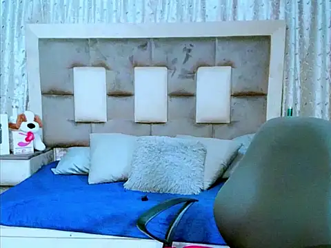 Snapshot of indiantopaz694u chatting on 03/15/25, 10:35 indiantopaz694u online show from 03/15/25, 10:35