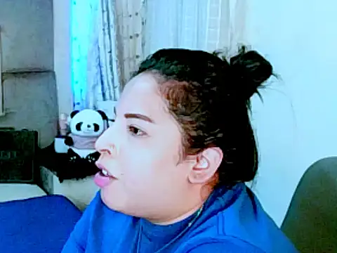 Snapshot of indiantopaz694u chatting on 11/18/25, 05:56 indiantopaz694u online show from 11/18/25, 05:56