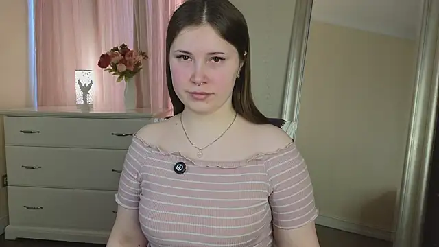 Snapshot of RexellaDarter chatting on 02/25/25, 05:19 RexellaDarter online show from 02/25/25, 05:19