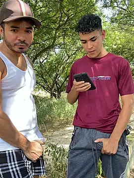 twinks 28 online show from 11/14/25, 06:39