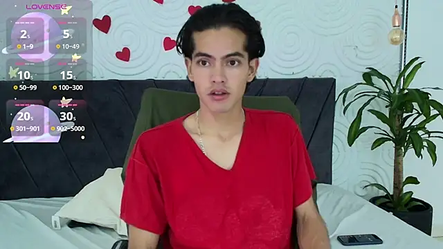 Maximoherrera 16 online show from 05/15/26, 12:23