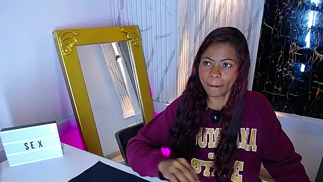 Agata Grubisic online show from 03/09/25, 04:11