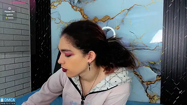 MaeveKuro online show from 12/22/25, 03:03