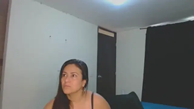 roxanasexy2025 online show from 12/02/25, 12:32