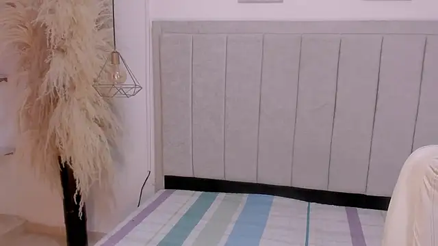 gime lara online show from 12/18/25, 06:36