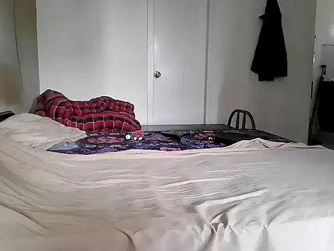 fitbuddy1 online show from 04/15/26, 09:05