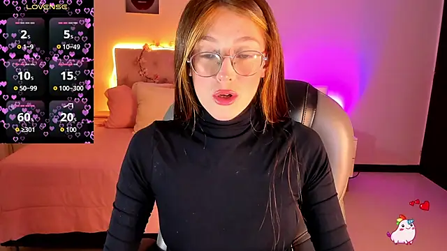 Emily Warren  online show from 03/17/26, 08:34