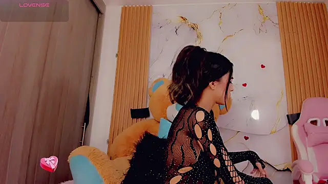 ValeriCardenas online show from 09/27/25, 01:32