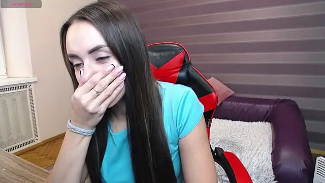 JenniferStone online show from 10/04/25, 07:06