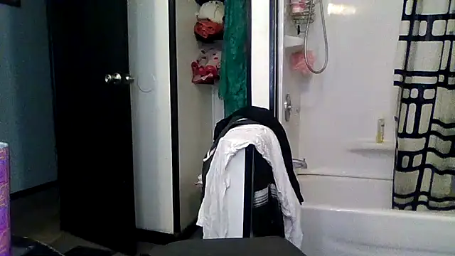 mrstoxox4594 online show from 02/15/26, 07:32