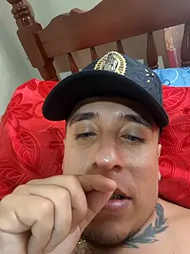 Snapshot of frankli2681 chatting on 02/26/25, 09:48 frankli2681 online show from 02/26/25, 09:48