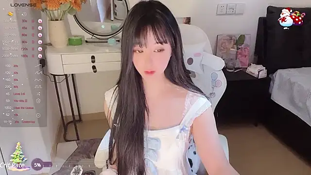 Snapshot of Milla-z chatting on 03/08/25, 04:50 Milla-z online show from 03/08/25, 04:50