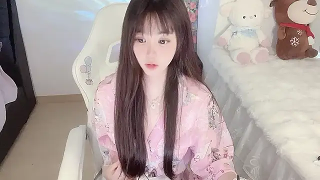 Snapshot of Milla-z chatting on 09/30/25, 07:35 Milla-z online show from 09/30/25, 07:35